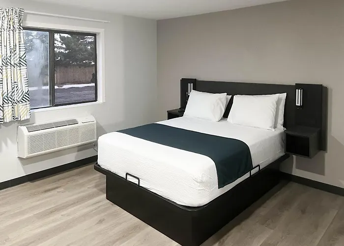 Cheap hotel: Motel 6 Brighton Co Denver Northeast